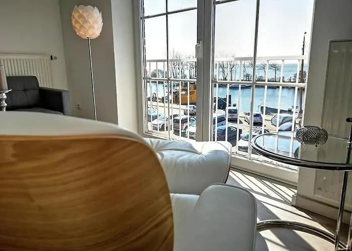 Surforama De Feine Stuuv In Orth Mit Meerblick Fehmarn