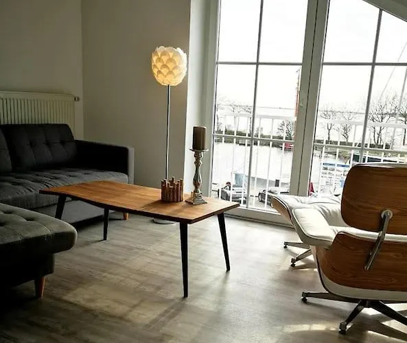 Surforama De Feine Stuuv In Orth Mit Meerblick